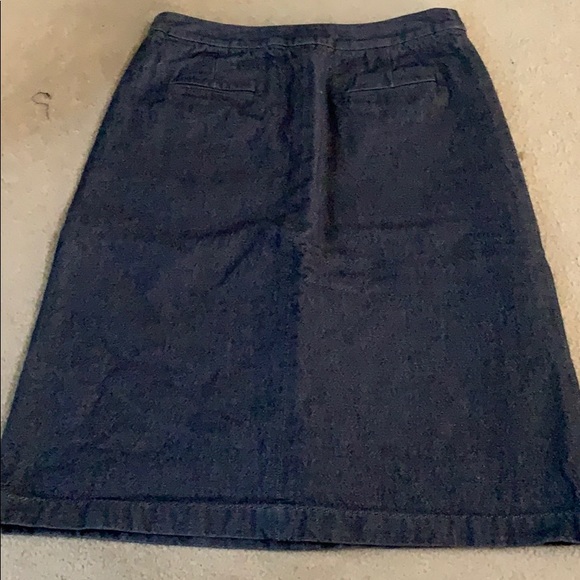 Banana Republic Denim A line skirt - Picture 3 of 4